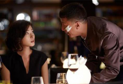 电电视剧,跨越时空的激情碰撞